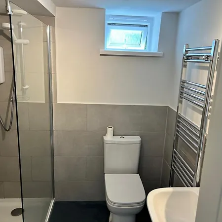 Sea View - 1min To - Dog Friendly - 4 Guests *